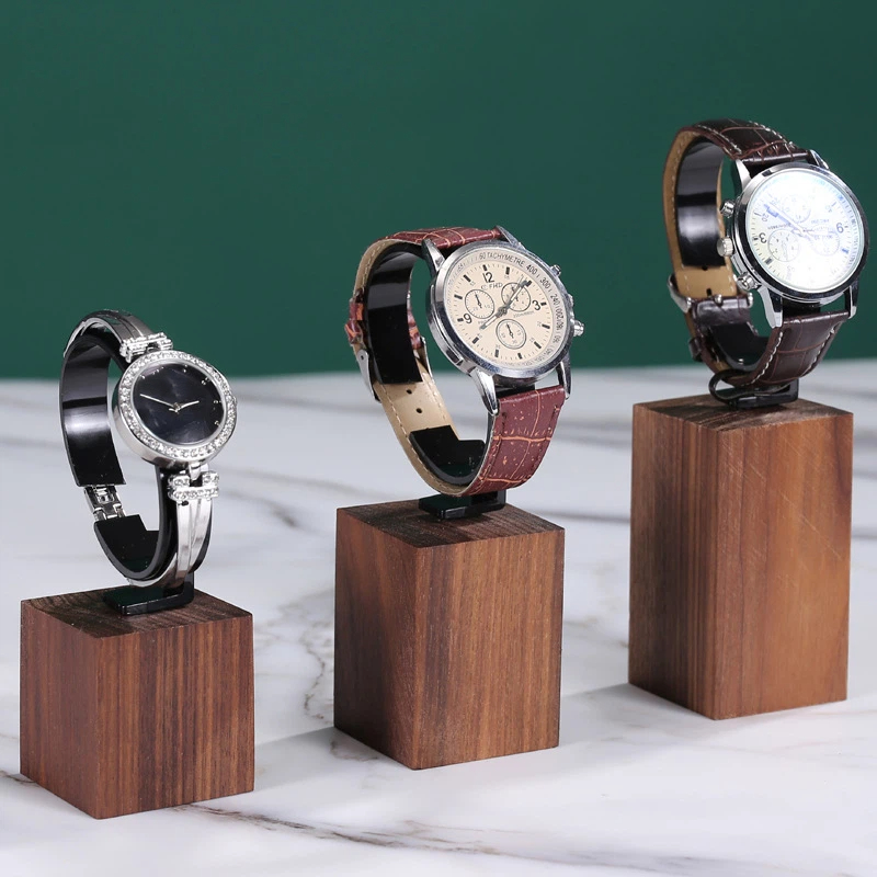 แท่นวางนาฬิการูปตัว C ทำจากไม้ - Jewelry And Watches Inc บทวิจารณ์และราคา