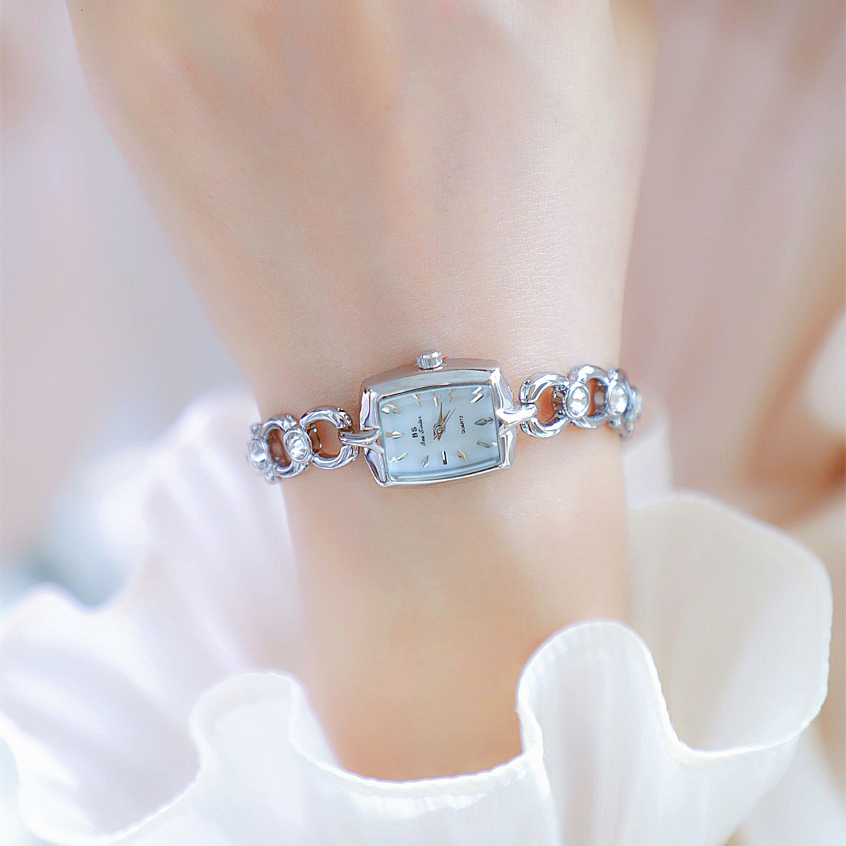 UTHAI นาฬิกาสำหรับผู้หญิงแบรนด - Jewelry Watches Brands บทวิจารณ์และราคา