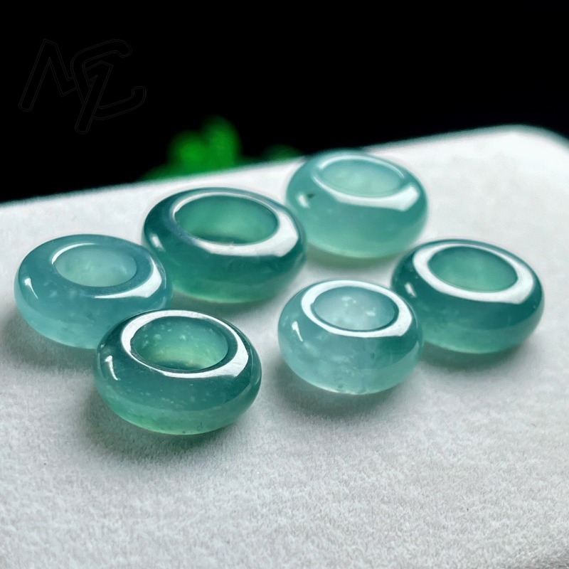 แหวนจี้หยกธรรมชาติสีฟ้าน้ำทะเล - Jewelry & Watches Spółka Z Ograniczoną Odpowiedzialnością บทวิจารณ์และราคา
